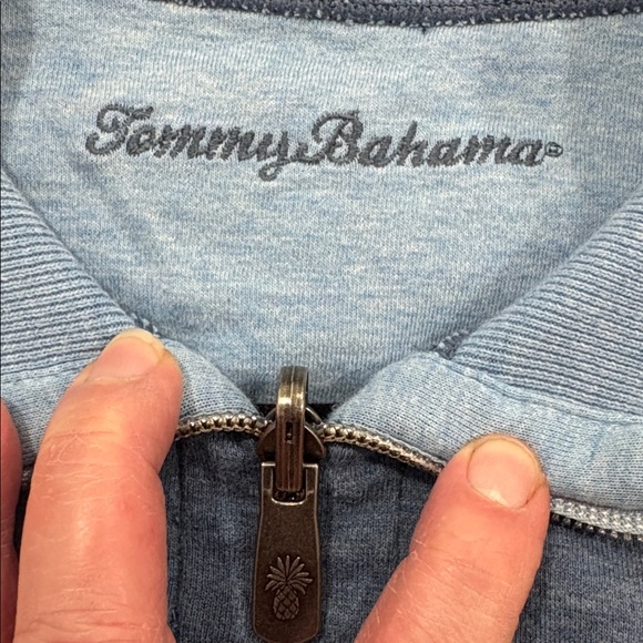 Tommy Bahama Men's Blue Zip-Up Sweater - Picture 6 of 13